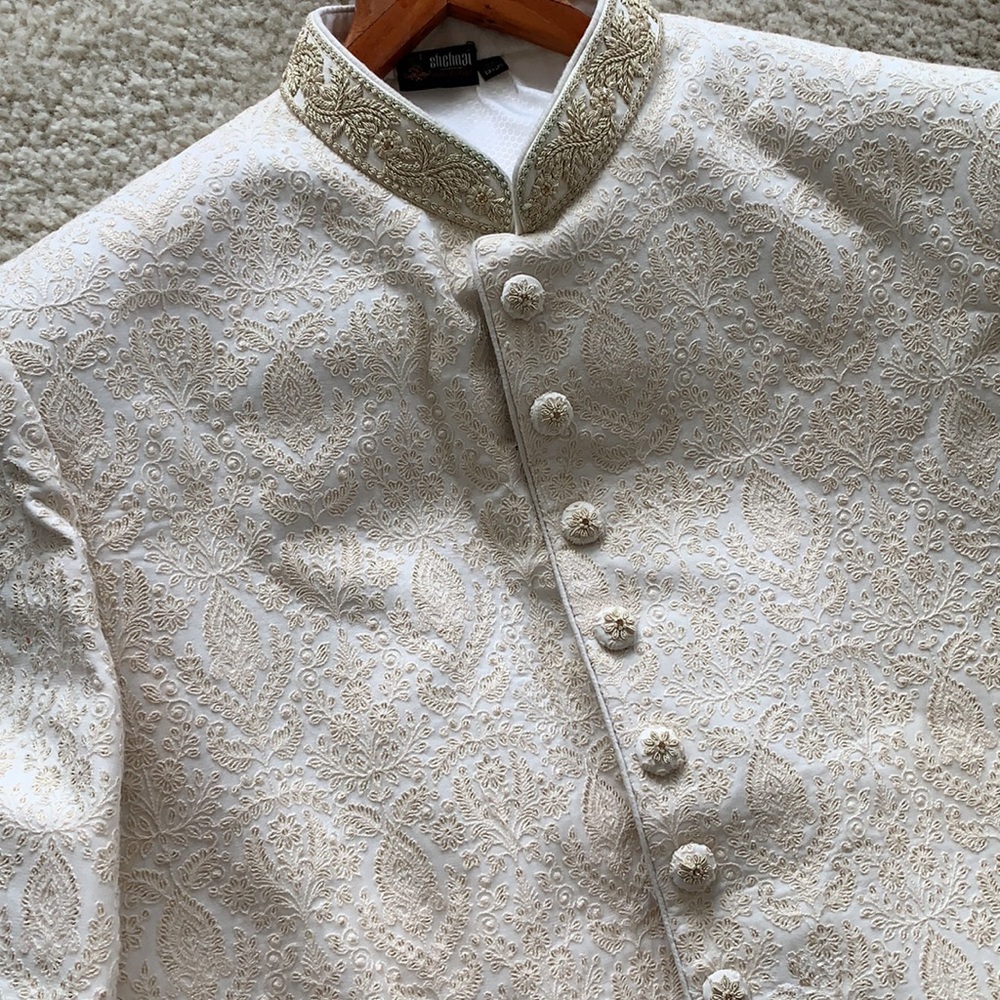 Groom Sherwani - Picture 9 of 12